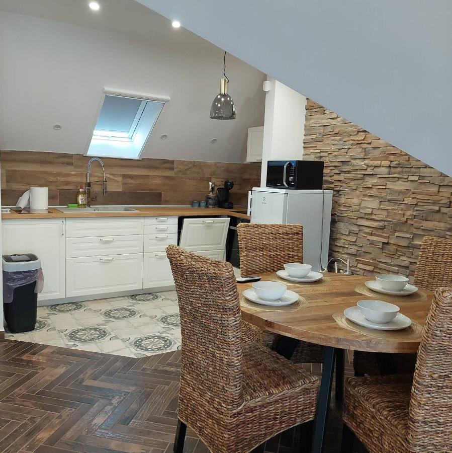 Dr Becsey Luxury Apartman Bekescsaba Exterior photo